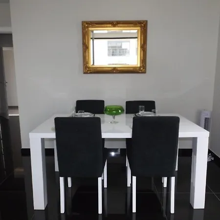 Duque De Loule - - E Apartamento *